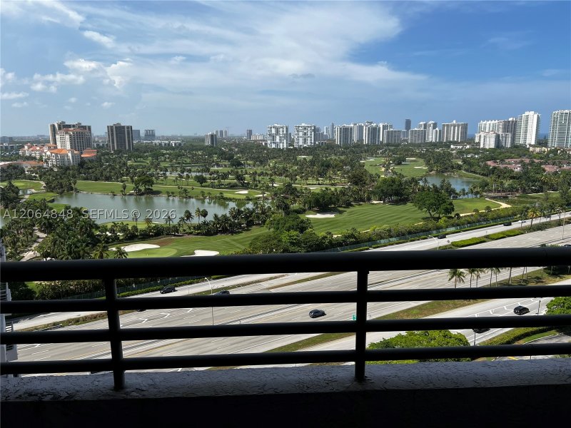 Condo for sale at Parc Central Aventura LP10