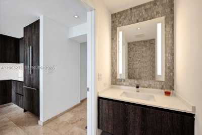 Aluguel de apartamento no Brickell City Centre Rise 2106