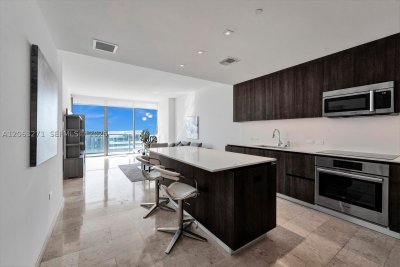 Aluguel de apartamento no Brickell City Centre Rise 2106