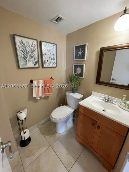 Apartment for rent at Carriage Club South 9E