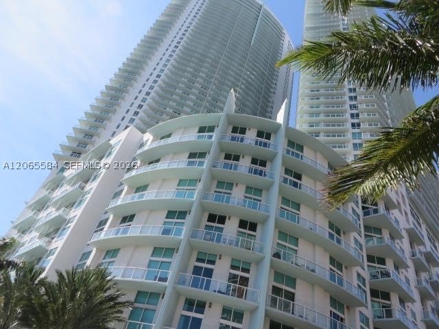 Apartment for rent at Quantum 1707