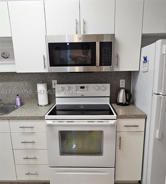 Apartment for rent at Oceania 1 616