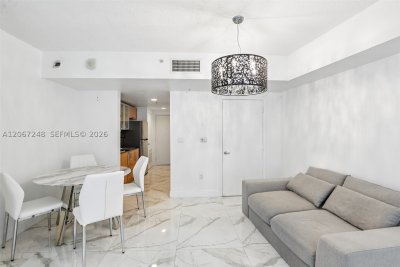 Comprar apartamento en Opera Tower 3207