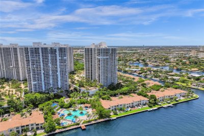 Comprar apartamento no Atlantic One at The Point 403