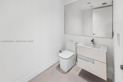 Alquiler de apartamento en Continuum I South 2306