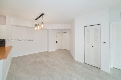 Comprar apartamento en Porto Bellagio 3410