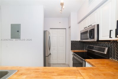 Comprar apartamento en Porto Bellagio 3410