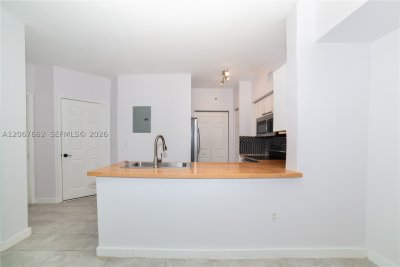 Comprar apartamento en Porto Bellagio 3410