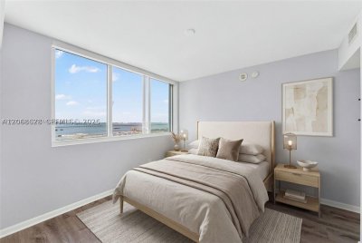 Comprar apartamento no Vizcayne Everglades On The Bay 3702