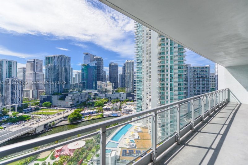 Apartment for rent at The Ivy 2501