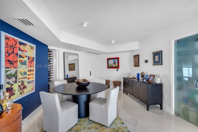 Comprar apartamento en La Gorce Palace 1207