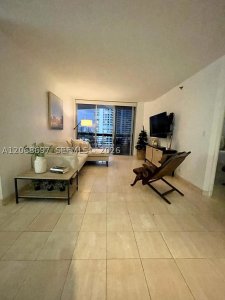 Mystic Pointe 300 Apt #1010