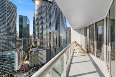 Icon Brickell Tower I Apt #2504