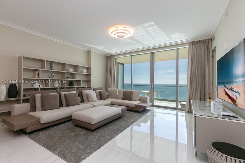 Alquiler de apartamento en Residences by Armani / Casa 1803