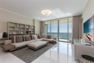 Alquiler de apartamento en Residences by Armani / Casa 1803
