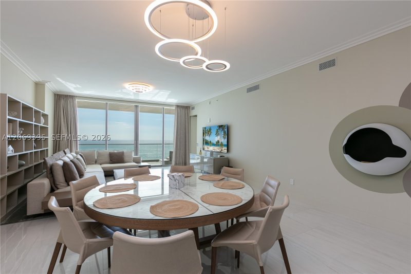 Alquiler de apartamento en Residences by Armani / Casa 1803