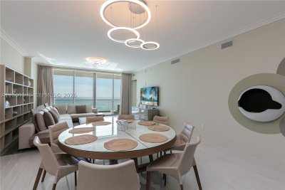 Alquiler de apartamento en Residences by Armani / Casa 1803