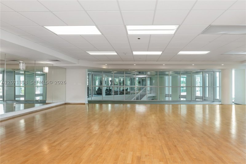 Apartment for rent at Atrium Aventura 2-1010