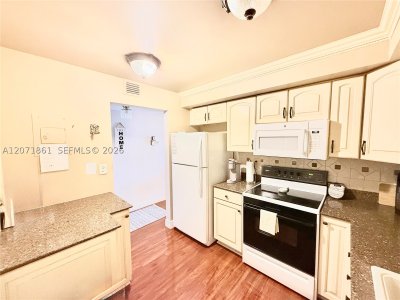 Comprar apartamento no Olympus Towers 1107