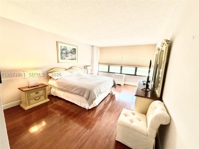 Comprar apartamento no Olympus Towers 1107