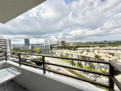 Comprar apartamento no Olympus Towers 1107