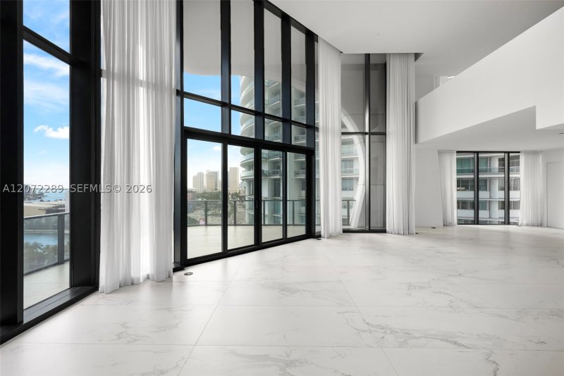 Condo for sale at One Thousand Museum Town House 1