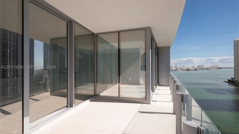 Apartment for rent at Aston Martin Residences 1805W