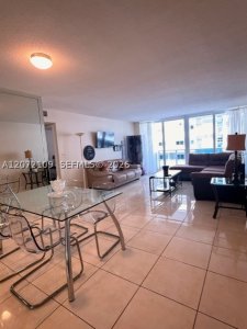 Comprar apartamento no Parker Tower 309