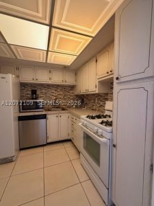 Comprar apartamento no Parker Tower 309