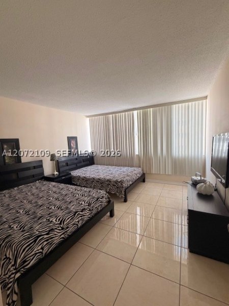 Condo for sale at Parker Tower 309