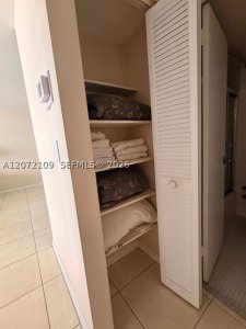 Comprar apartamento no Parker Tower 309
