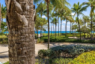 Comprar apartamento no Bal Harbour 101 Condo 202