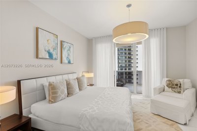 Aluguel de apartamento no Trump Tower Three 1702