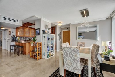 Comprar apartamento no Parker Plaza Estates 512