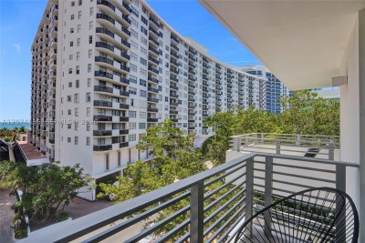 Comprar apartamento en 6080 Collins Avenue 520