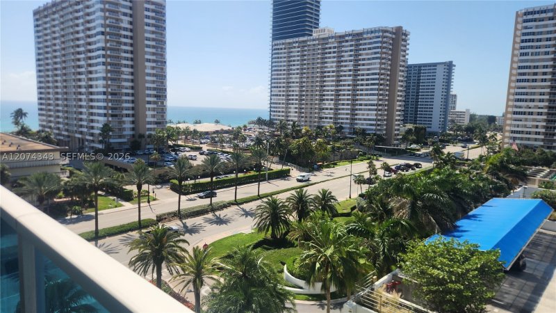 Apartment for rent at Ocean Marine Yacht Club 702