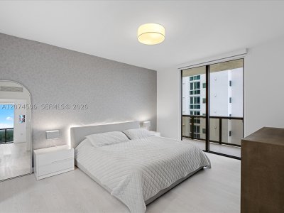Comprar apartamento no Sayan 1804