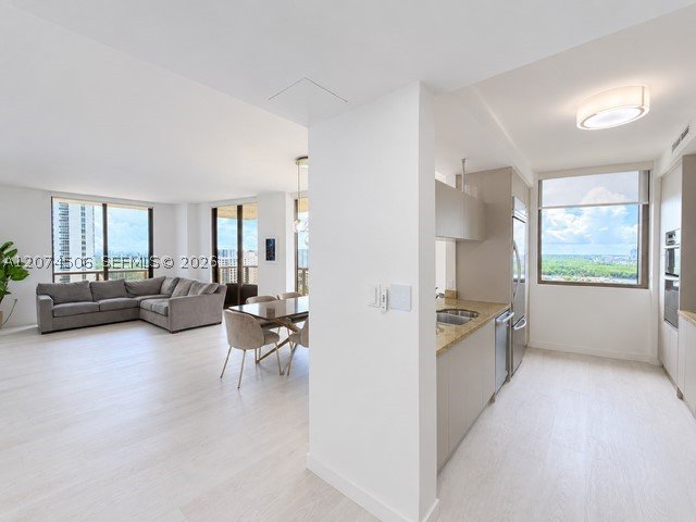 Comprar apartamento no Sayan 1804