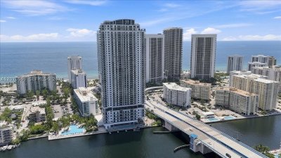 Comprar apartamento no Hyde Beach House T3909