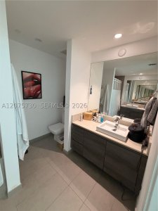 Comprar apartamento en The Bond 913