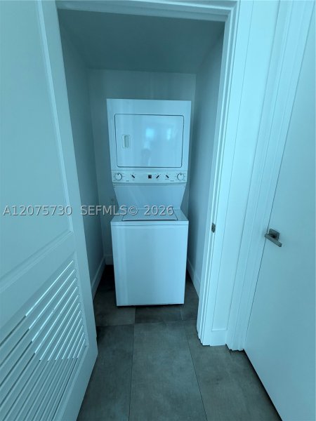 Comprar apartamento en The Bond 913