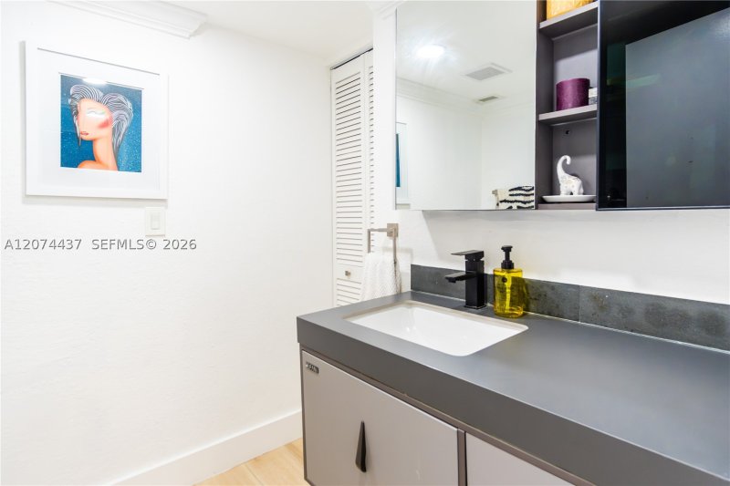 Alquiler de apartamento en Arlen Beach 605