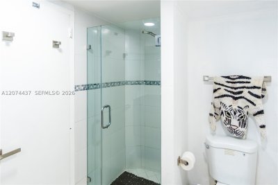 Aluguel de apartamento no Arlen Beach 605