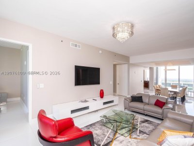 Comprar apartamento no Trump Tower Two 2504