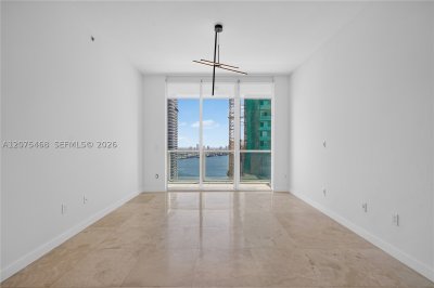 Aluguel de apartamento no Brickell on the River North 4212