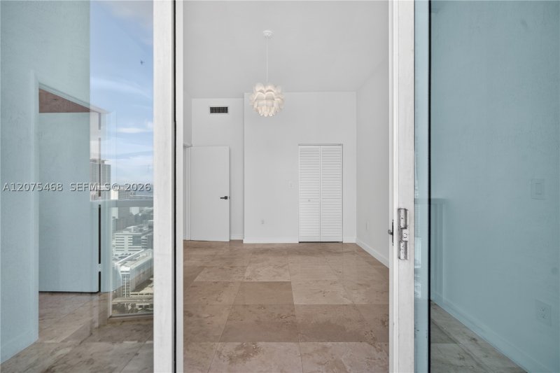 Apartment for rent at Brickell on the River North 4212