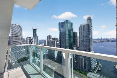 Aluguel de apartamento no Brickell on the River North 4212