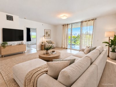 One Fifty One at Biscayne Apt #401