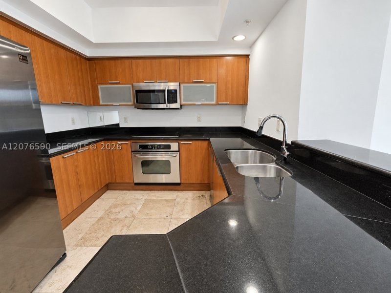 Aluguel de apartamento no One Fifty One at Biscayne 401