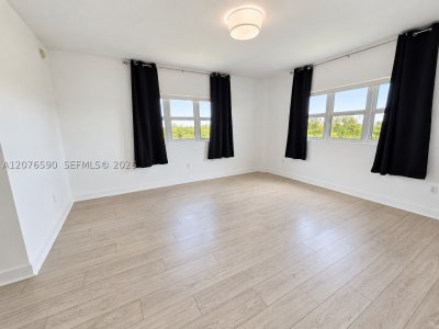 Aluguel de apartamento no One Fifty One at Biscayne 401
